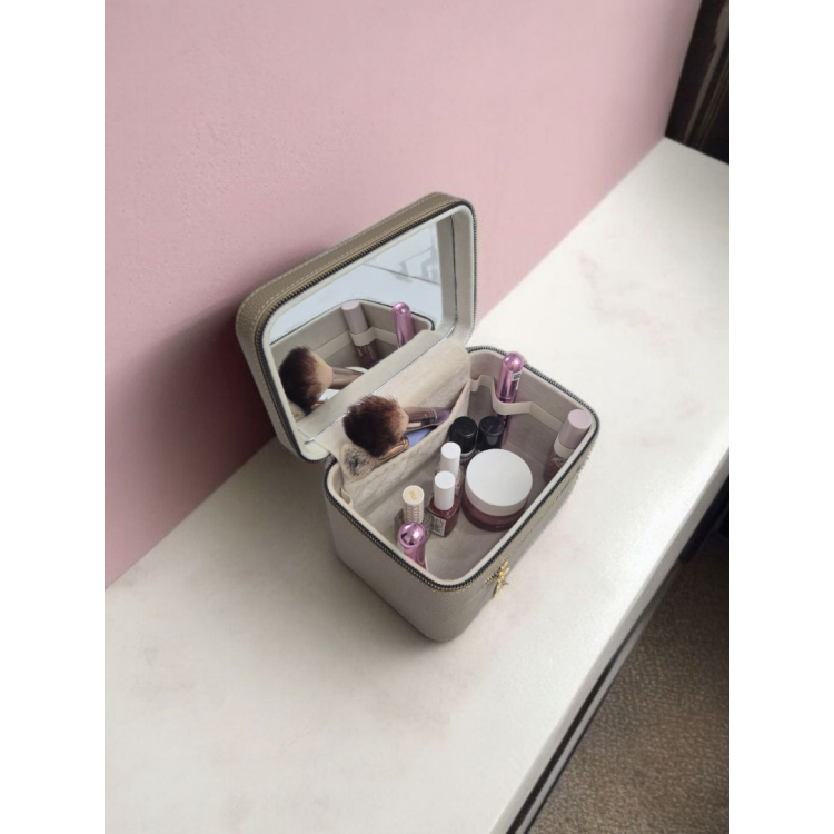 Aynalı Makyaj ve Takı Düzenleme Çantası - Fermuarlı Taşıma Kutusu
