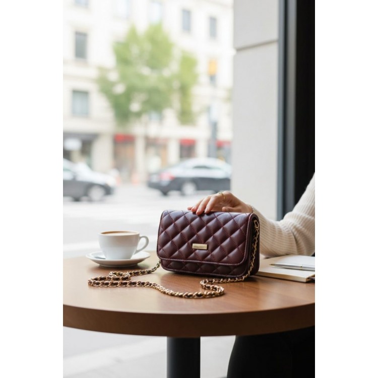 Kadın Kapitone Zincir Askılı Çapraz Çanta – Çok Gözlü, Kartlıklı, Fermuarlı Bölmeli