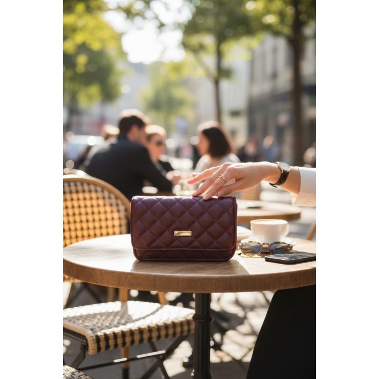 Kadın Kapitone Zincir Askılı Çapraz Çanta – Çok Gözlü, Kartlıklı, Fermuarlı Bölmeli